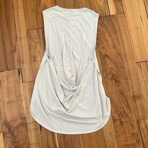 Womens Lululemon Sleeveless Running Top.